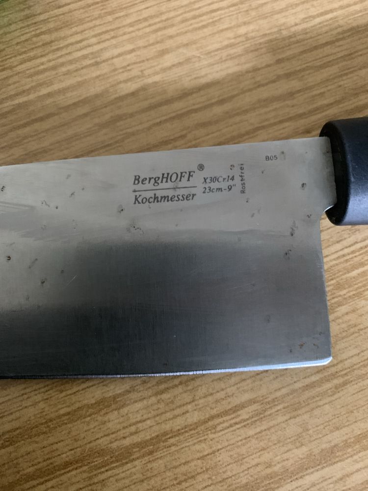 Шеф нож BergHoff и подставка для ножей