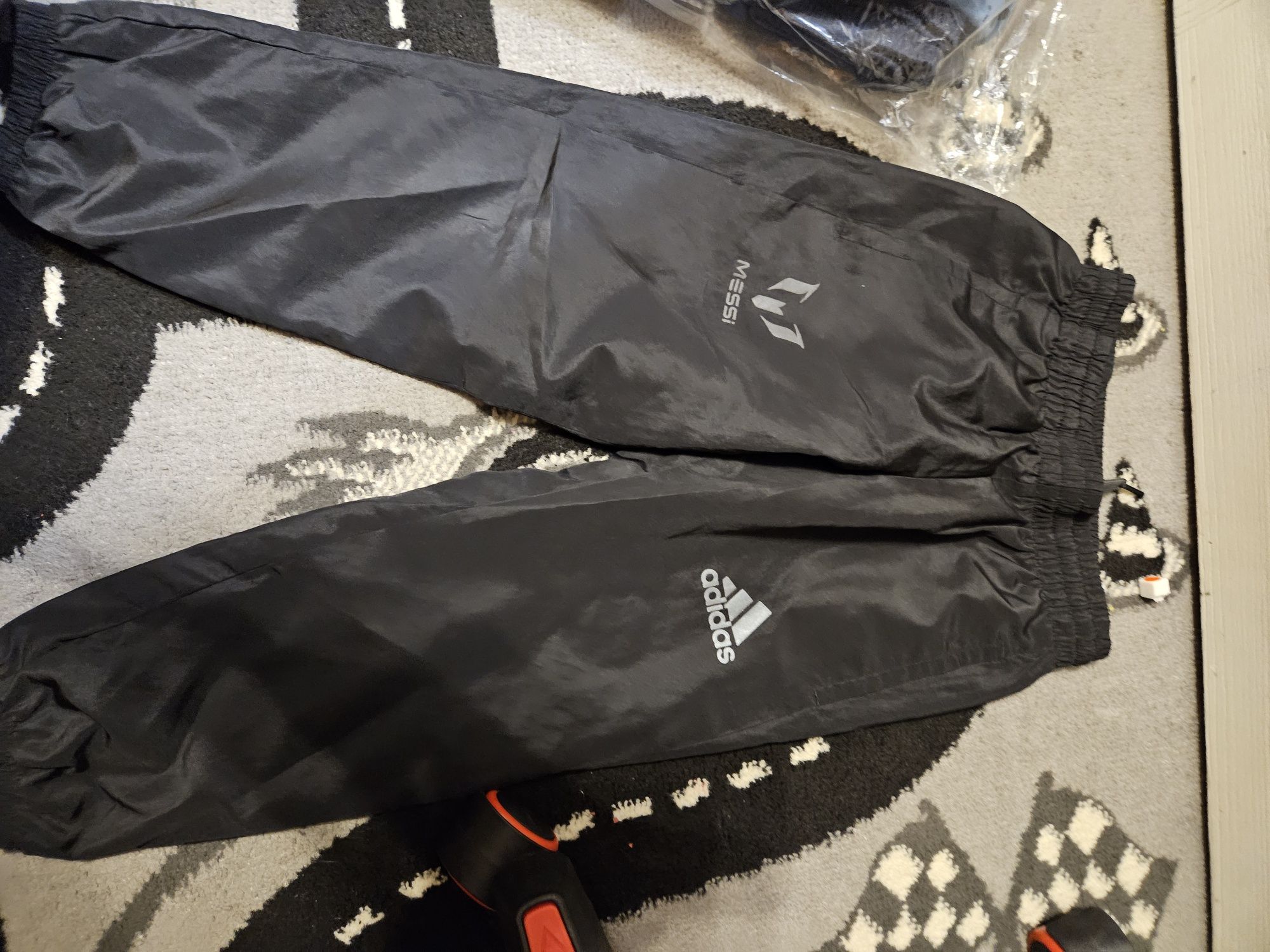 Dres adidas 116 i spodnie adidas