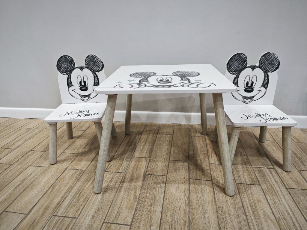 Stolik i dwa krzesełka dla dzieci Mickey Mouse