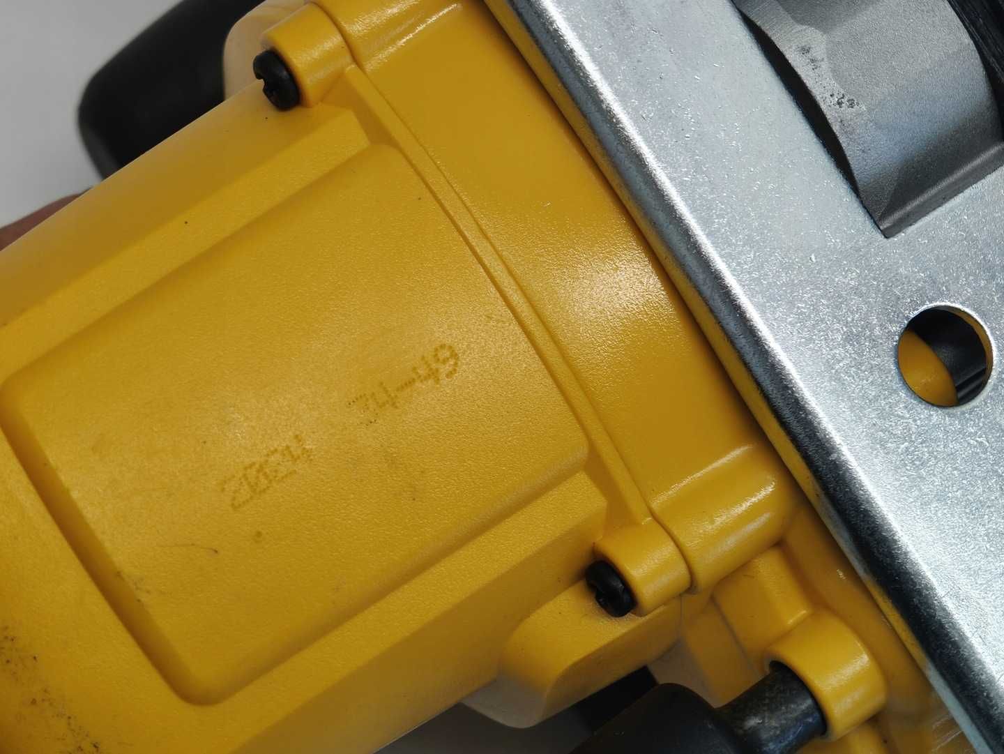 DEWALT DCS373 piła pilarka tarczowa 140 mm 18V do metalu BODY