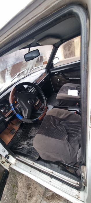 Продам Волгу 2410