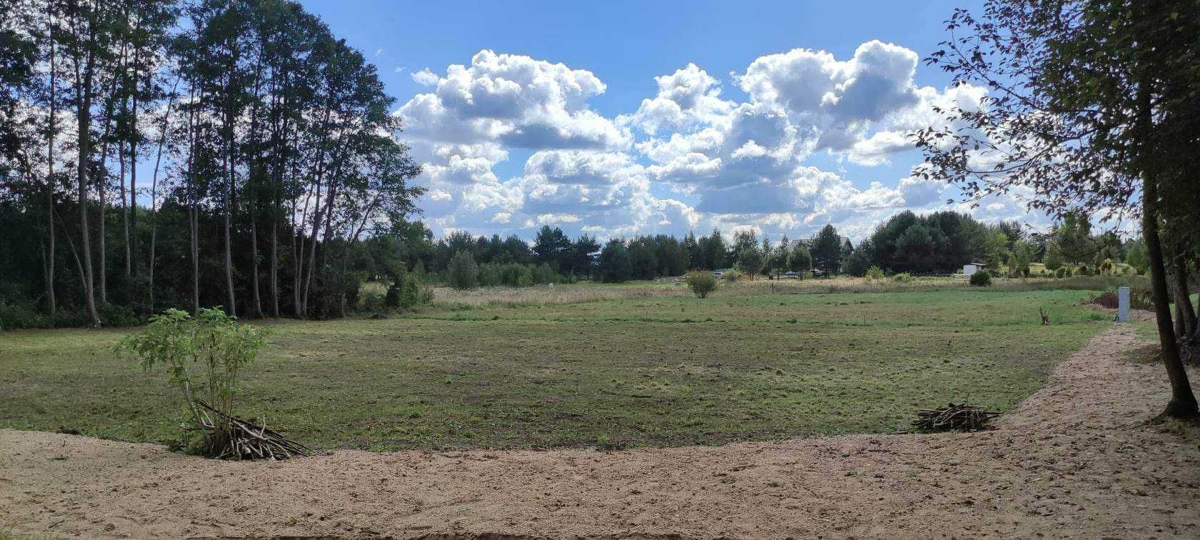 Sprzedam piękną działkę budowlaną z warunkami zabudowy