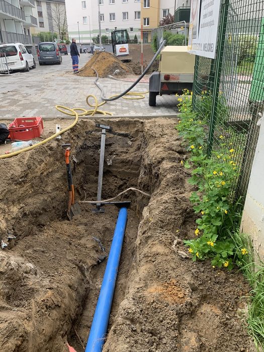 Przeciski  pod drogami Warszawa i okolice WBIJANIE RUR STALOWYCH