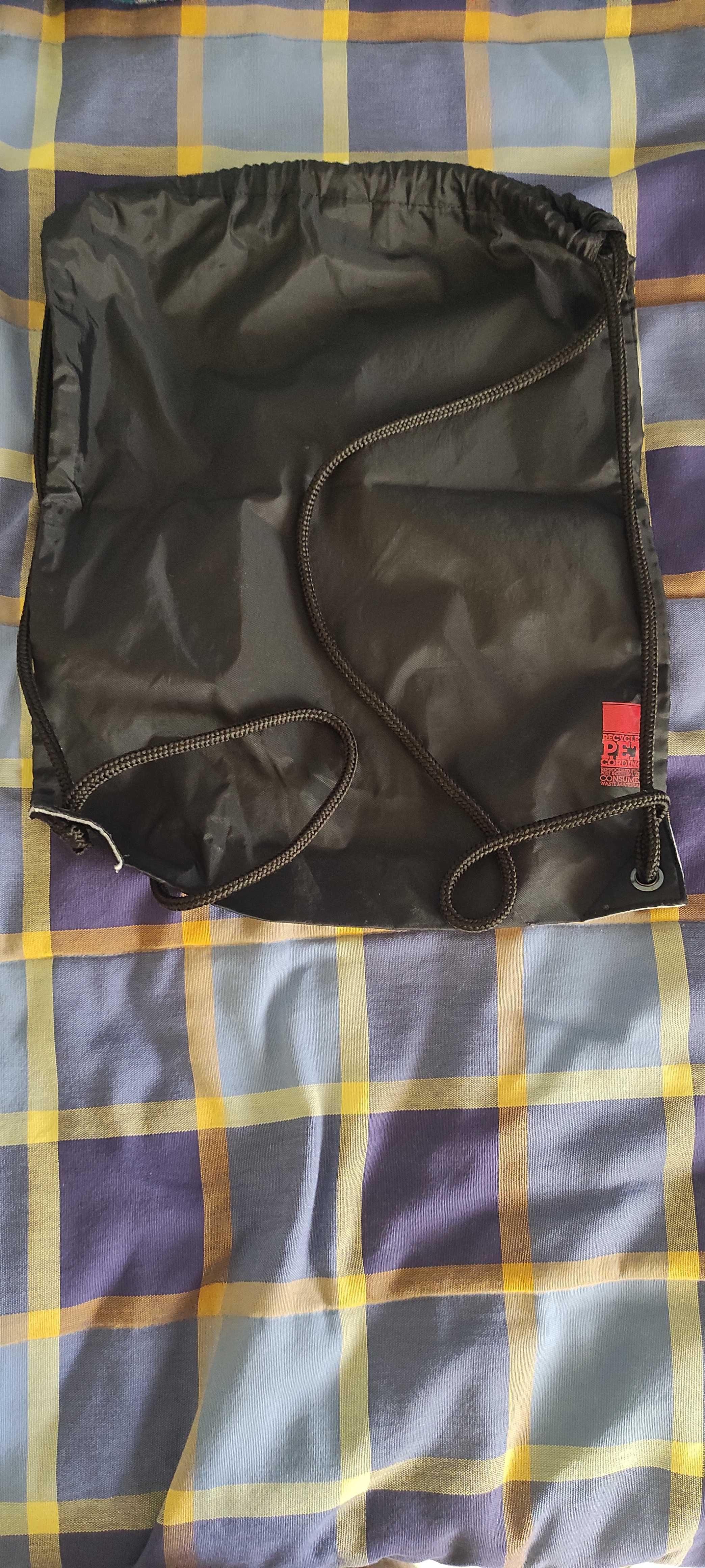 Saco de ginásio Nike pequeno