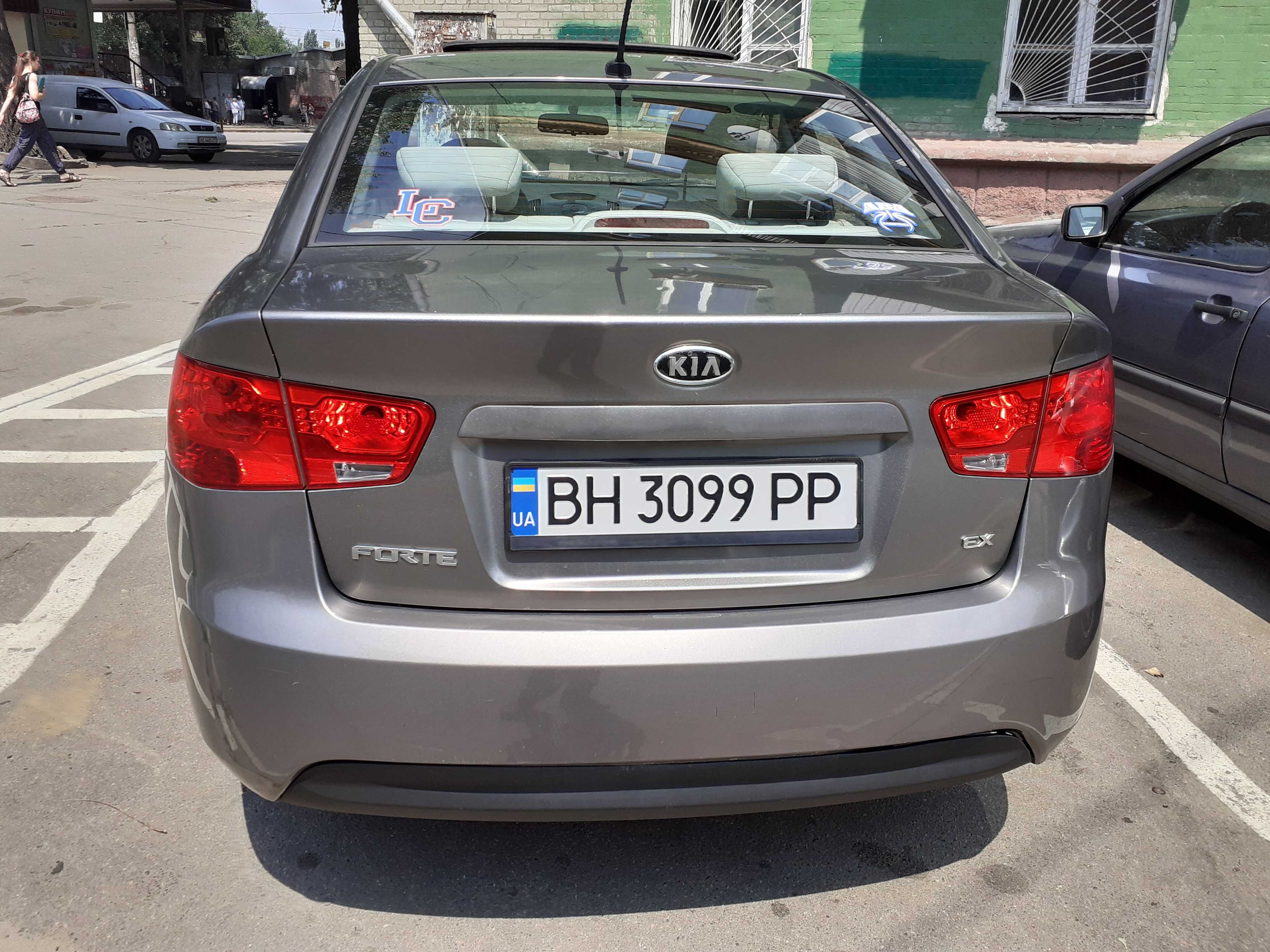 Продам KIA FORTE 2012 года