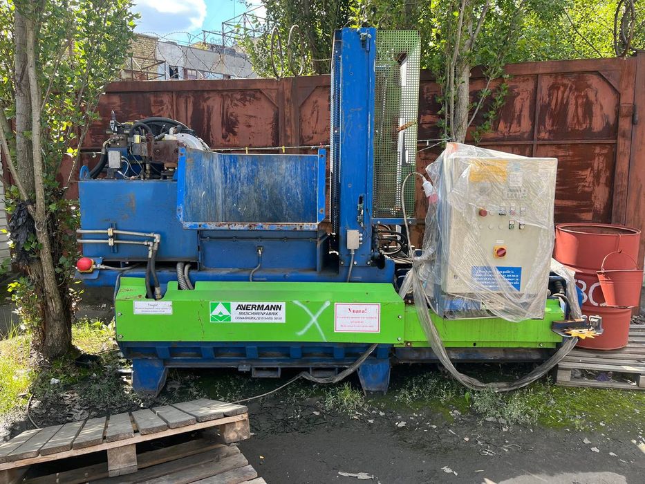 Пресс прес горизонтально канальний тюковий для макулатури вторсировини