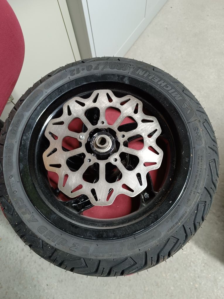 Chantes com pneu - Gilera runner