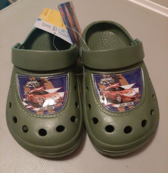 Klapki dziecięce z motywem Auta, rozm.28-29, dł.wkł. 17.4cm