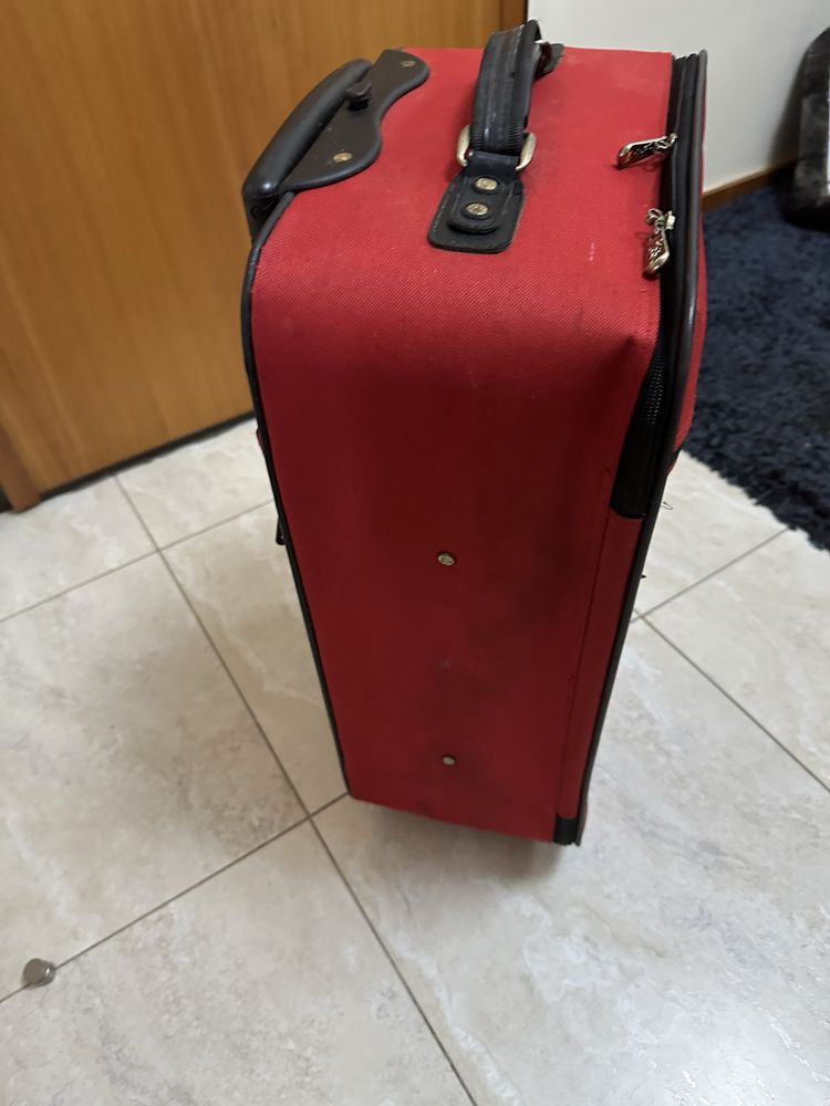 Mala de viagem tamanho pequeno