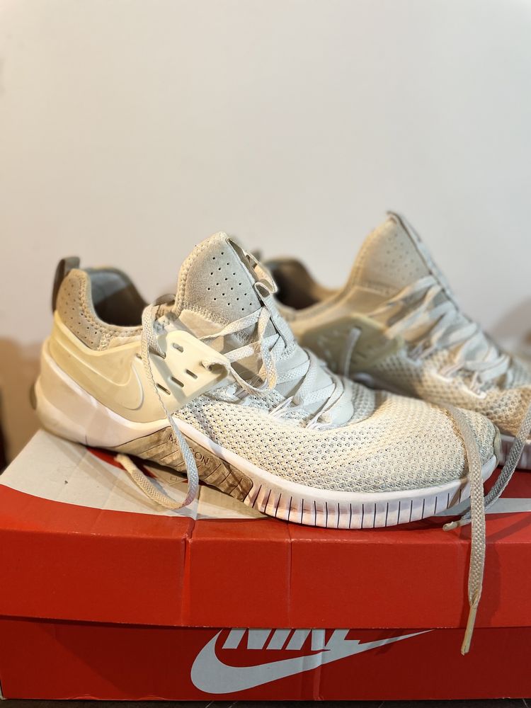 Buty Nike Metcon 43 27.5 cm