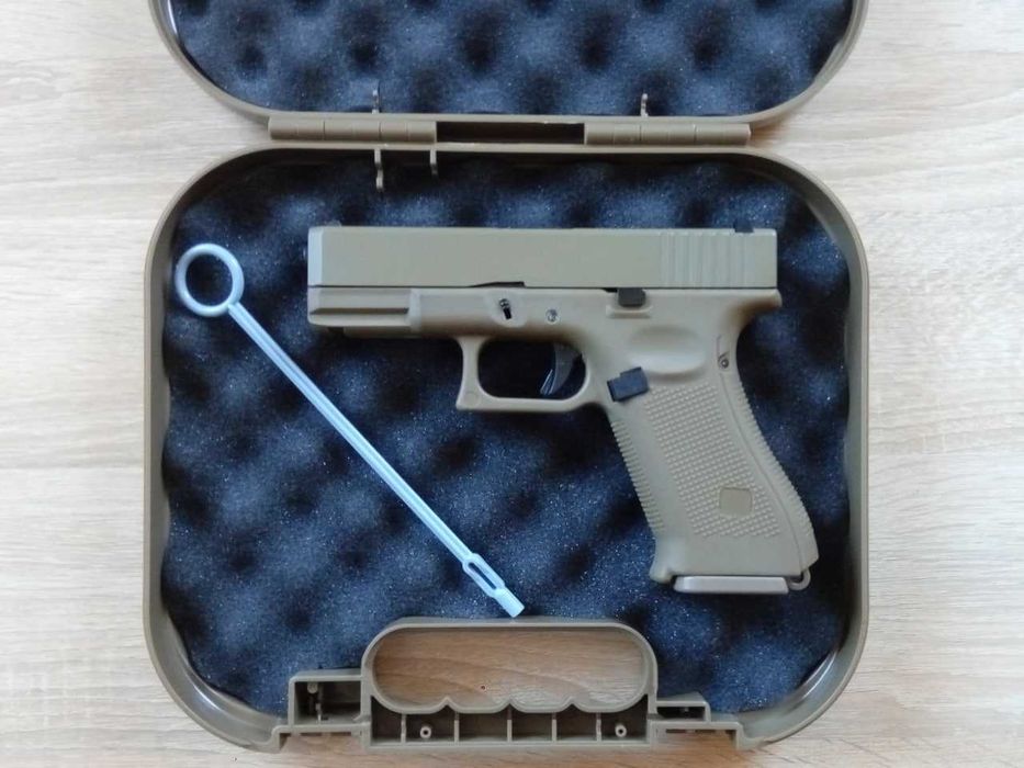 Пластиковый оружейный кейс Glock для пистолета Глок. Новый!