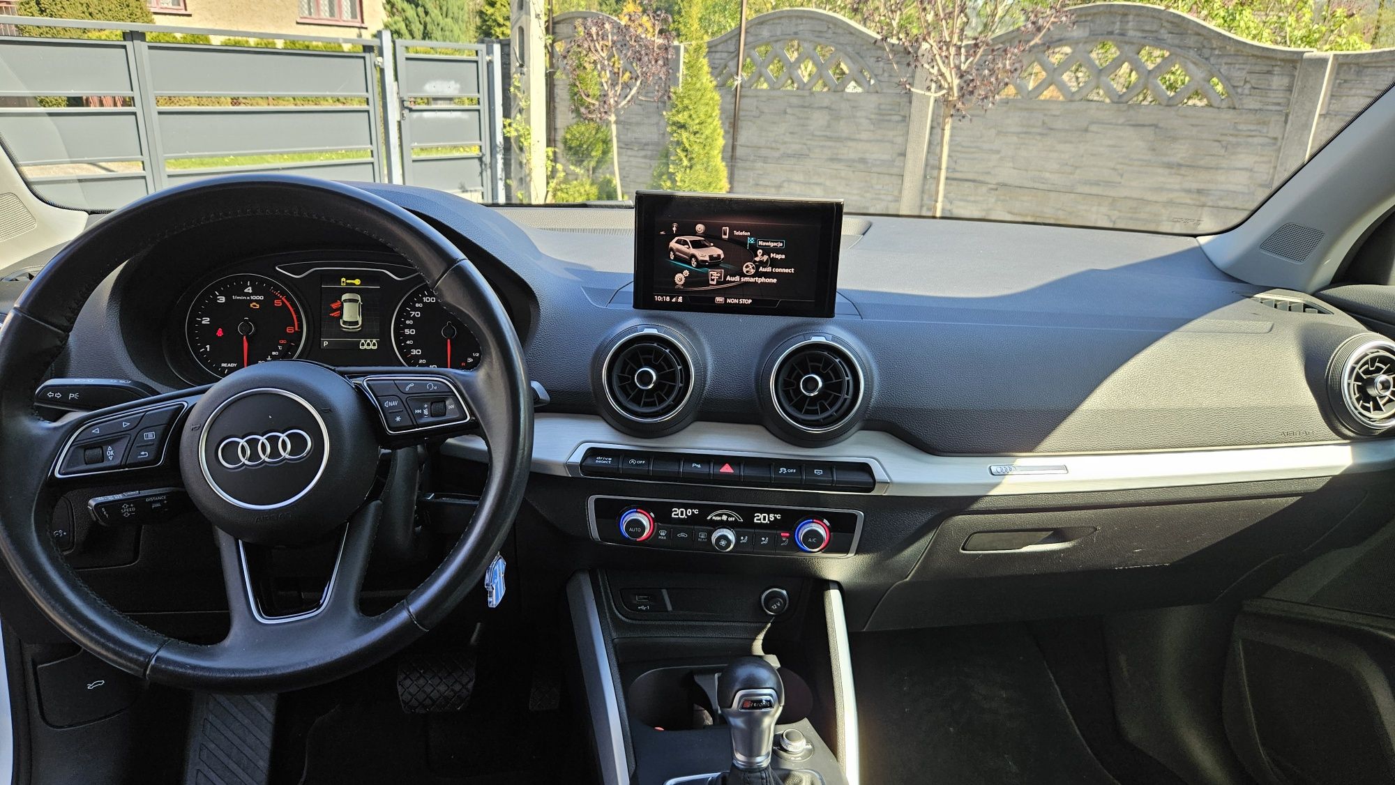 Audi Q2 1.6 TDI S tronic baaardzo niski przebieg