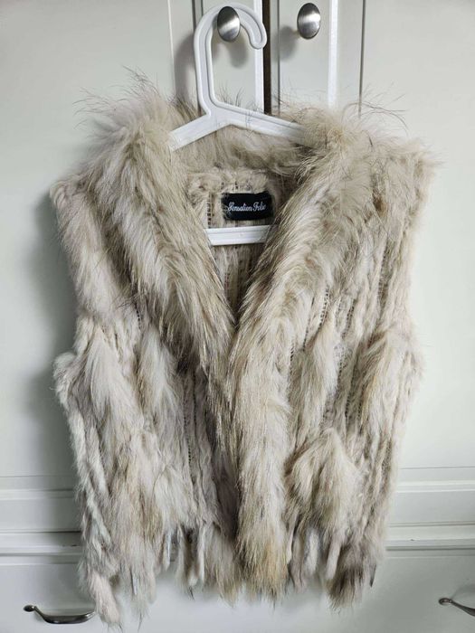 Kamizelka z prawdziwym futrem
Kamizelka z prawdziwym futrem