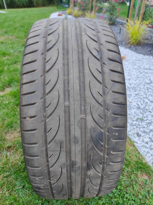 Hankook Ventus V12 evo2 225/40R18