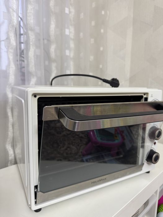 Продам електричну піч HausMark EOI -4015 WH