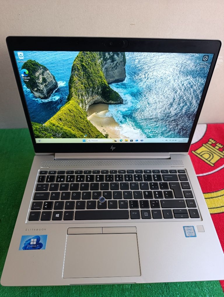 HP Elitebook 840 G5 (i5-8350U QuadCore - 16GB RAM - 256GB SSD NVMe)