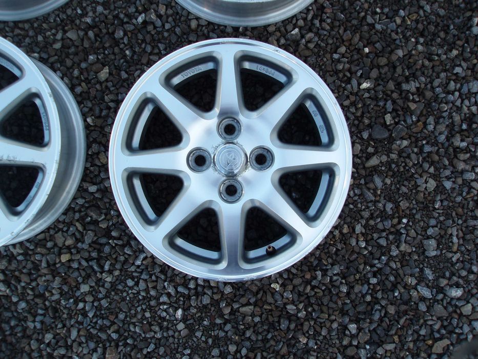 Felgi Aluminiowe  4x100x54  14''  ET 45  Oryginał TOYOTA