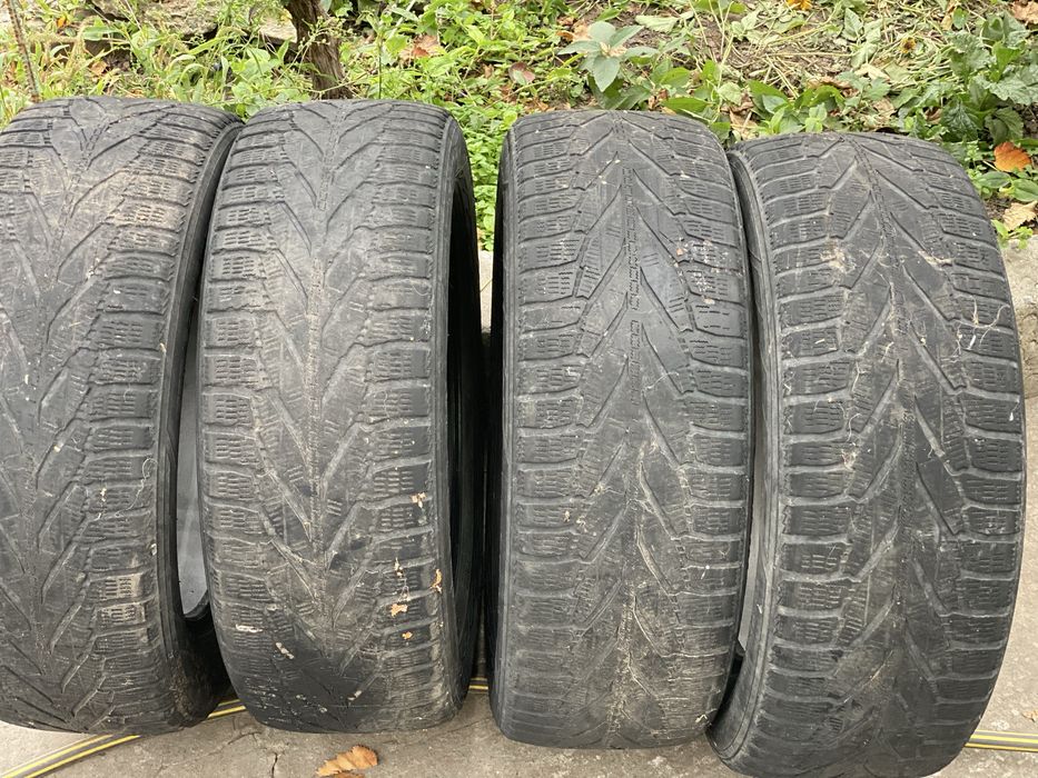 Nokian r18 235 60