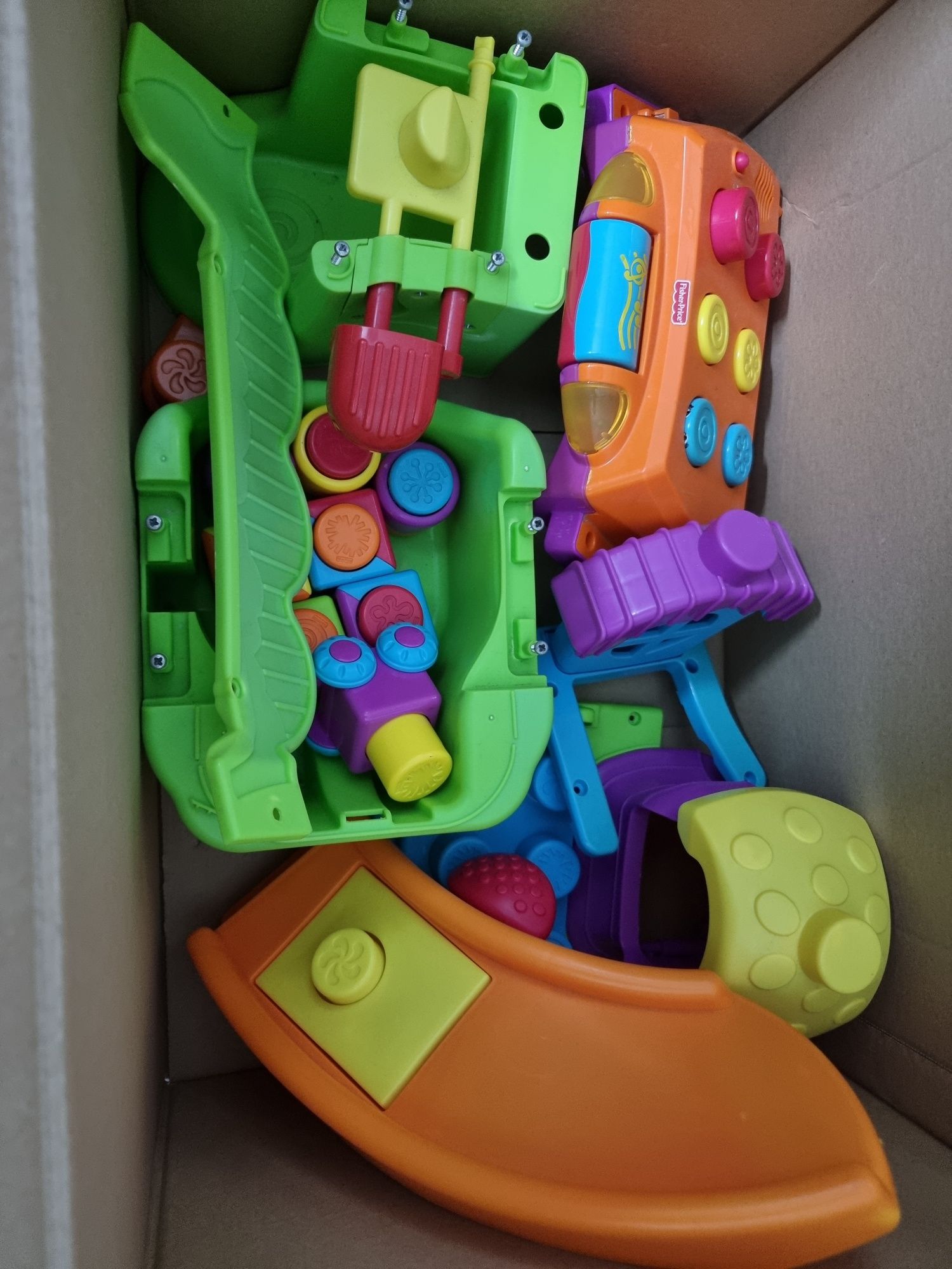 Fisher Price wesołe miasteczko + dodatkowe klocki
