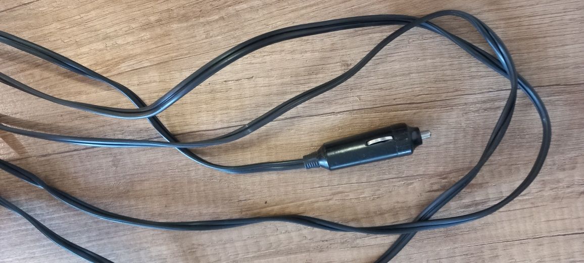 Elektryczna pompka samochodowa