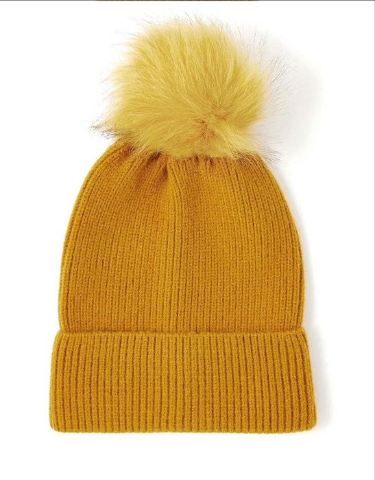 Жіноча гірчична шапка нова