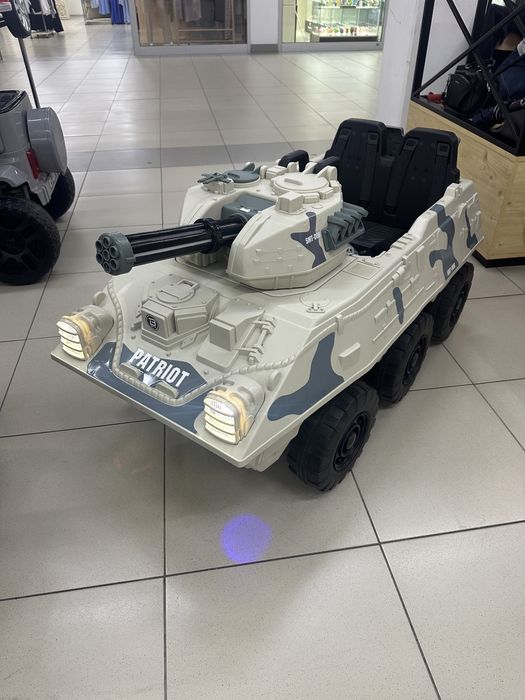 Дитячі електромобілі та мотоцикли