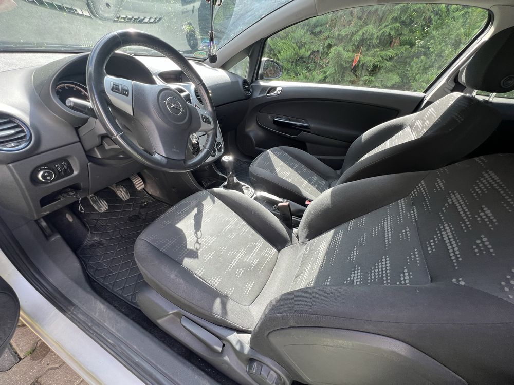 Sprzedam Opel Corsa D 1.2 ecoFLEX - Gotowy do jazdy !