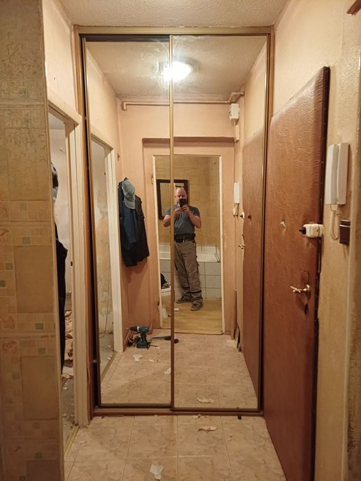 Szafa zabudowa.Transport