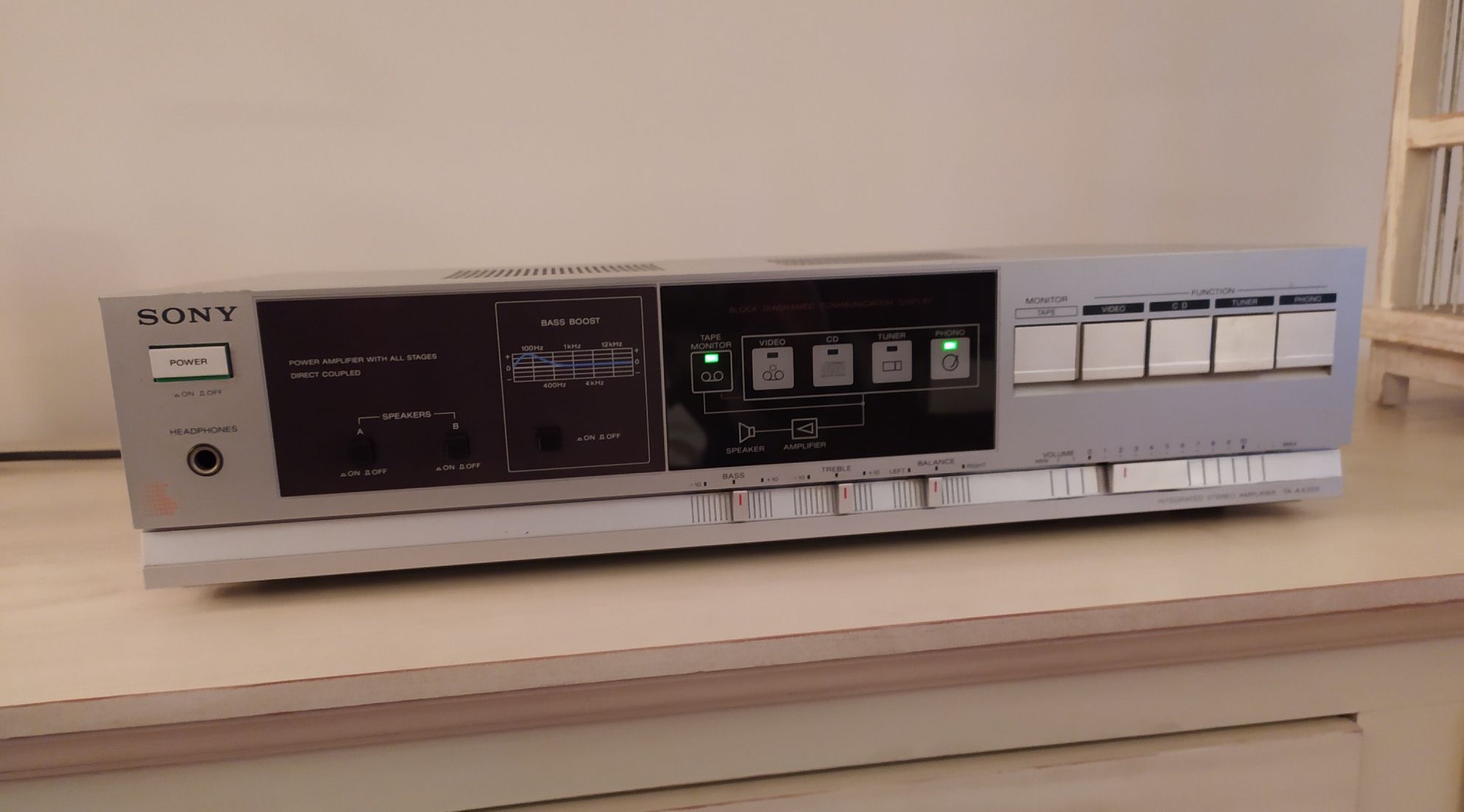 Amplificador Sony TA AX205 (Phono, CD, TAPE, vídeo, tuner)