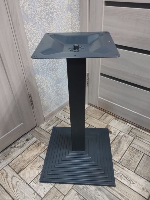 Опори для столів різні