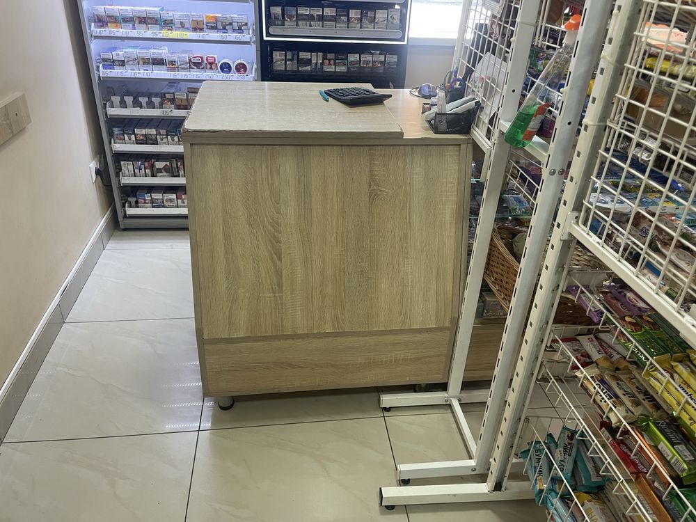 Продам касу для магазина