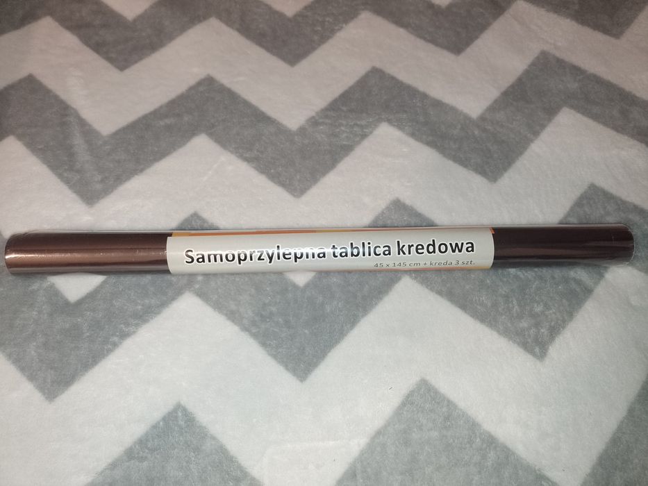 NOWA samoprzylepna tablica kredowa 45x145cm + 3 kredy