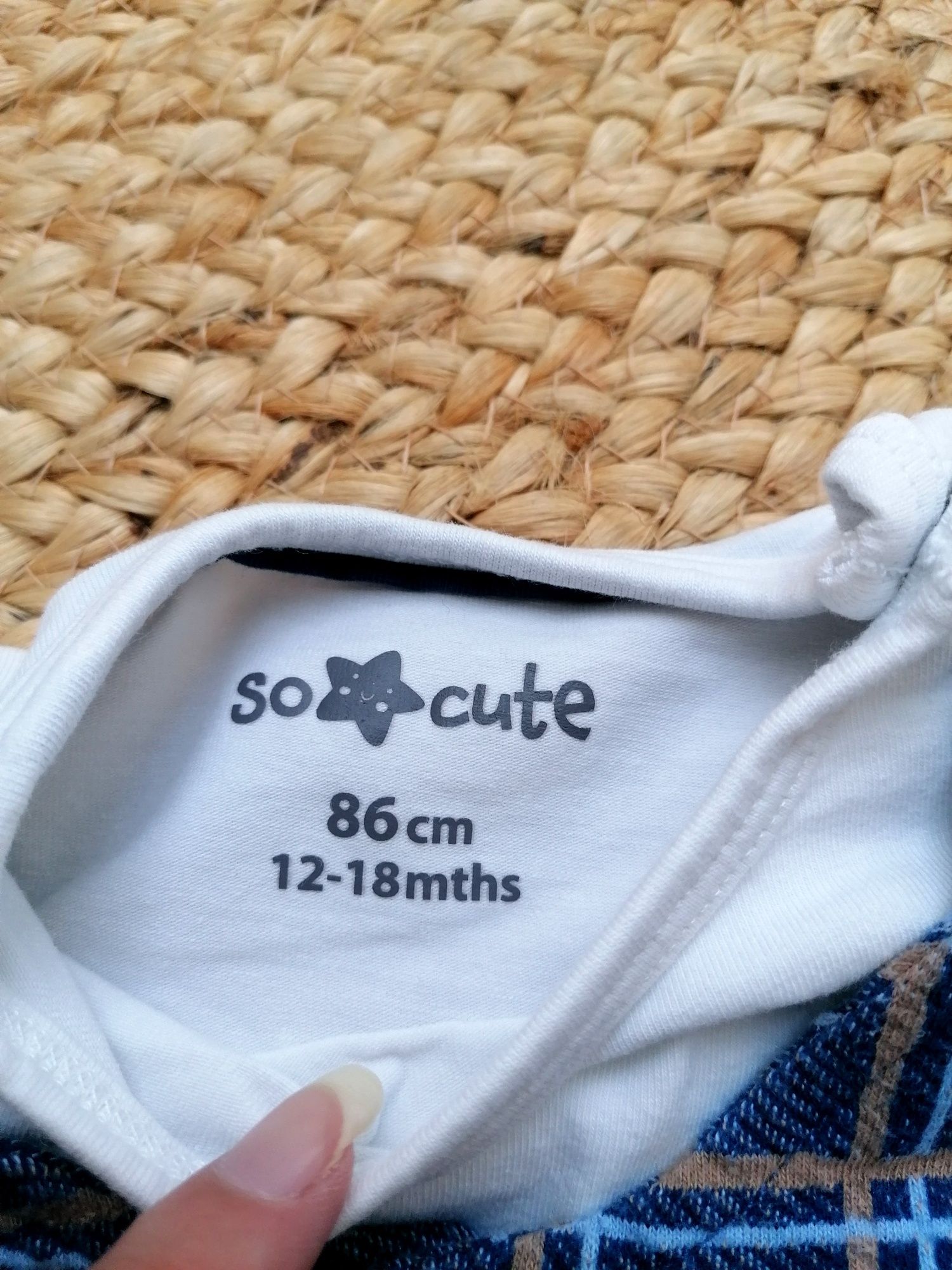Conjunto Branco e Axadrezado, Body + Calças de Bebé