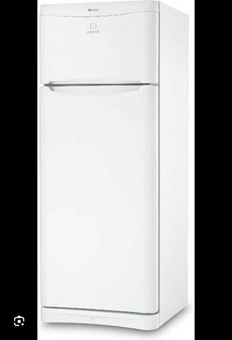 Frigorífico indesit igual ao da imagem