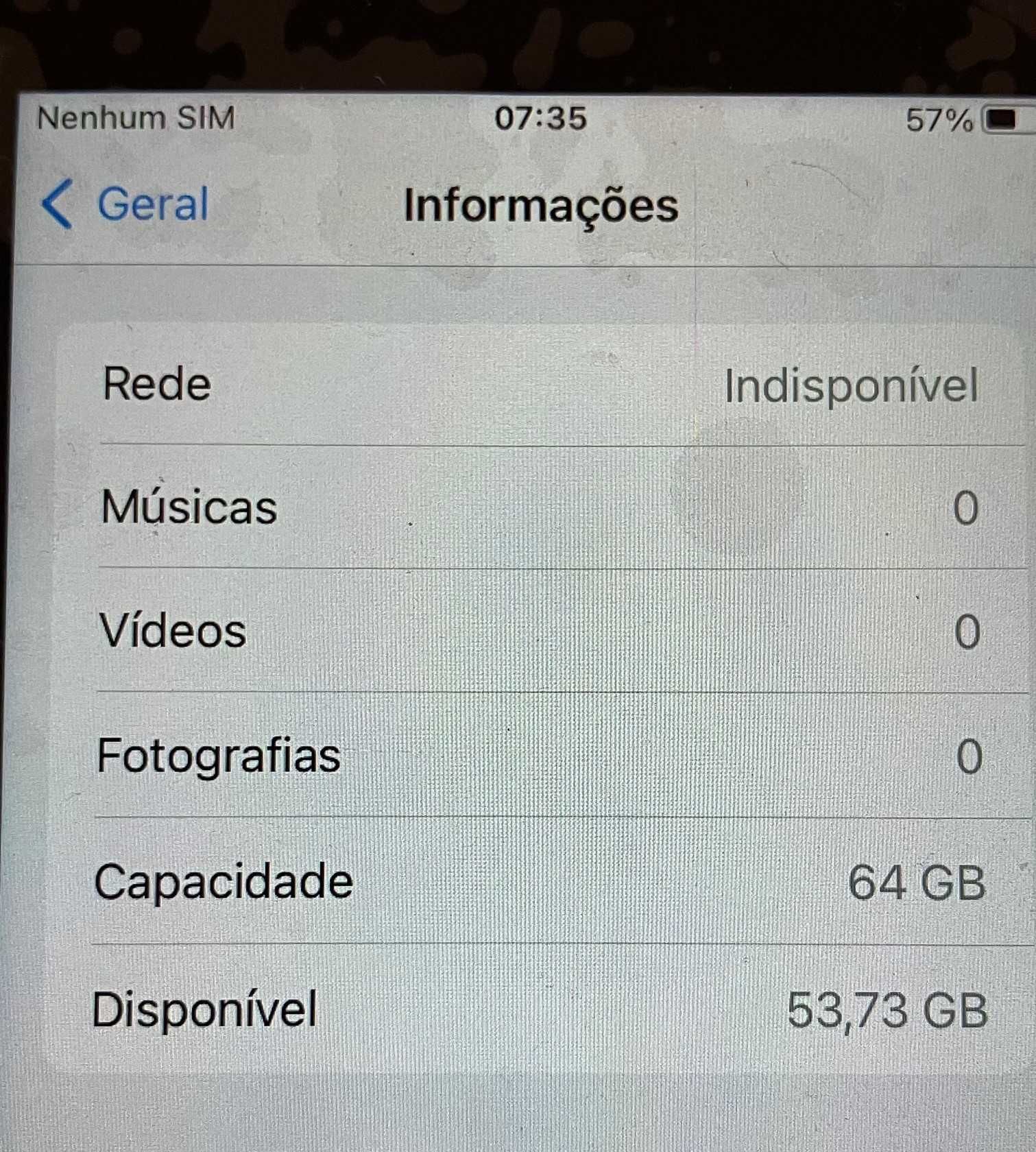 iPhone 8 64GB - cinzento - com ecrã novo - mutio bem cuidado.