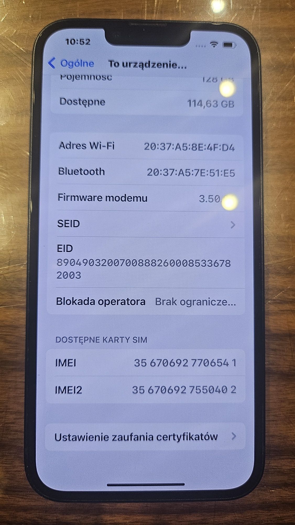 Telefon iPhone 13