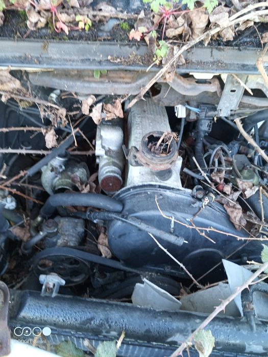 Mitsubishi L400 peças