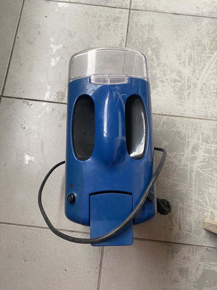 maquina de cafe capsula delta