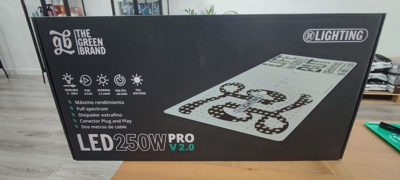 Painéis de Cultivo LED Pro V2 150w/250W GB Lighting