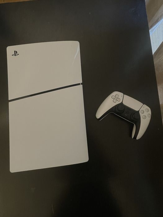 Consola ps5 + monitor 180hz