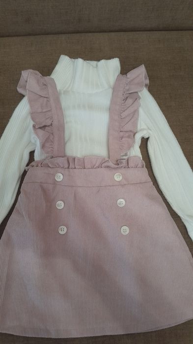 Продам сарафан для дівчинки.Розмір 104.Ціна 350 грн.