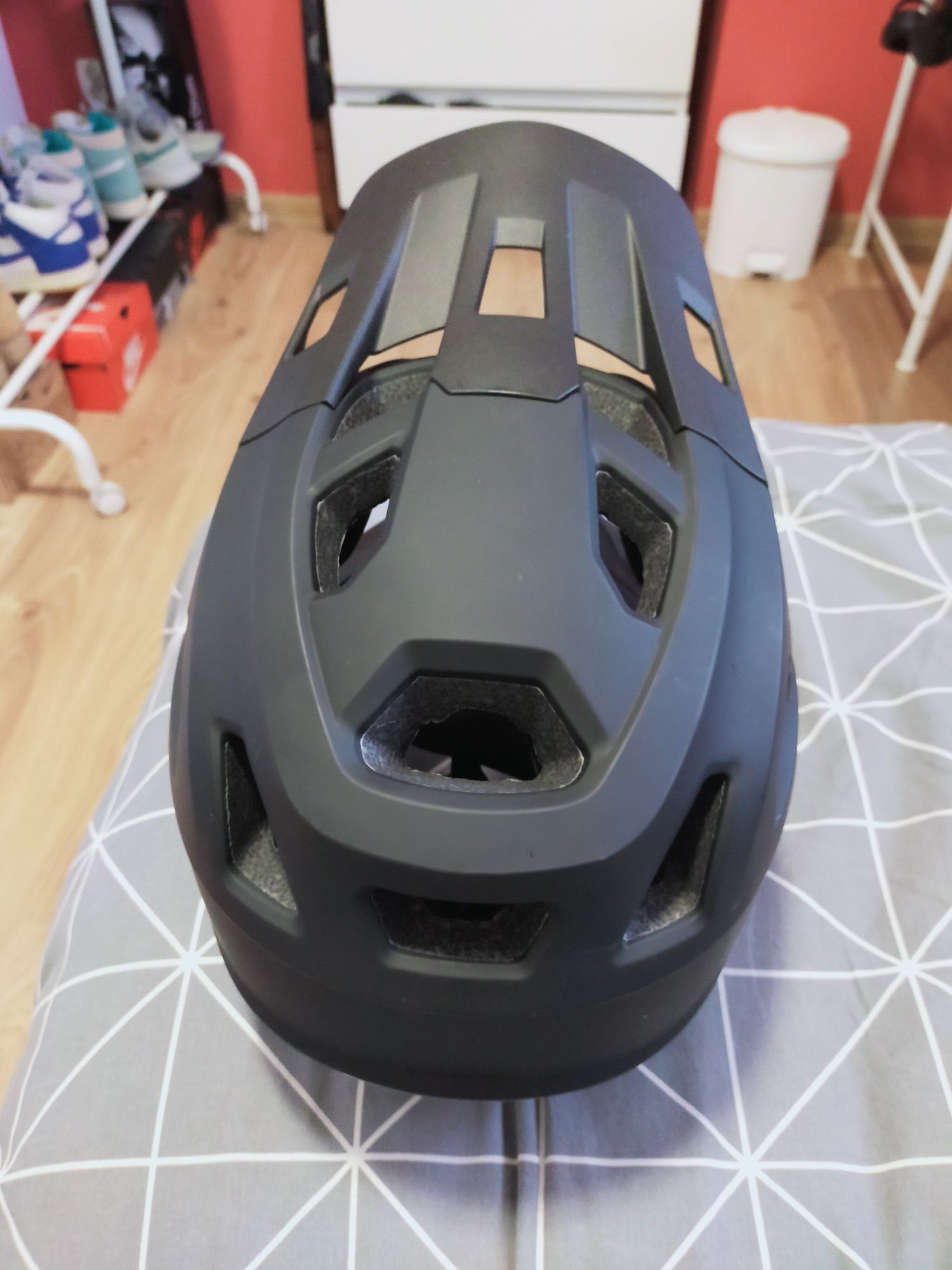 Full face MTB helmet