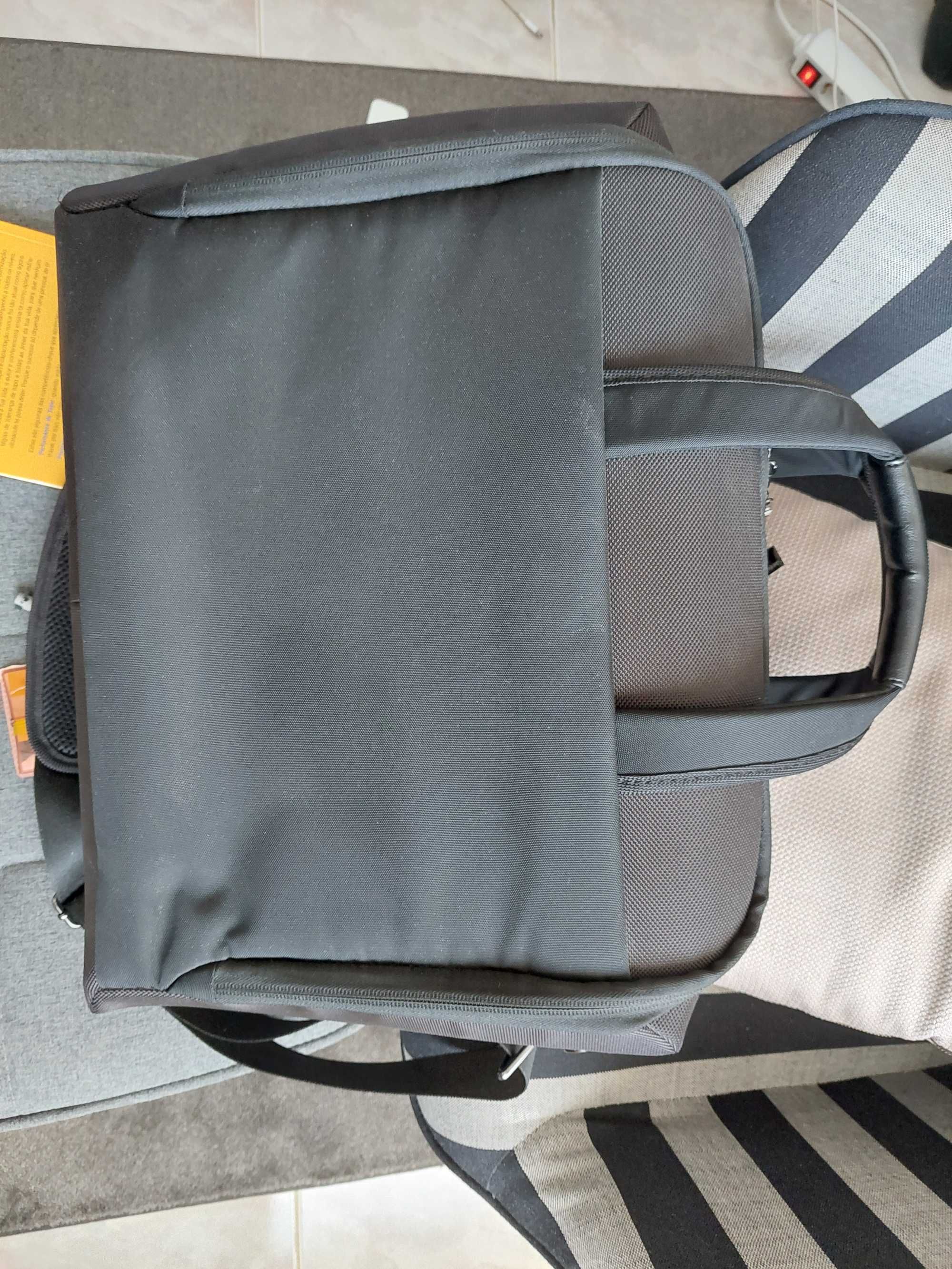 Samsonite Spectrolite 3.0 Bailhandle 14.1"