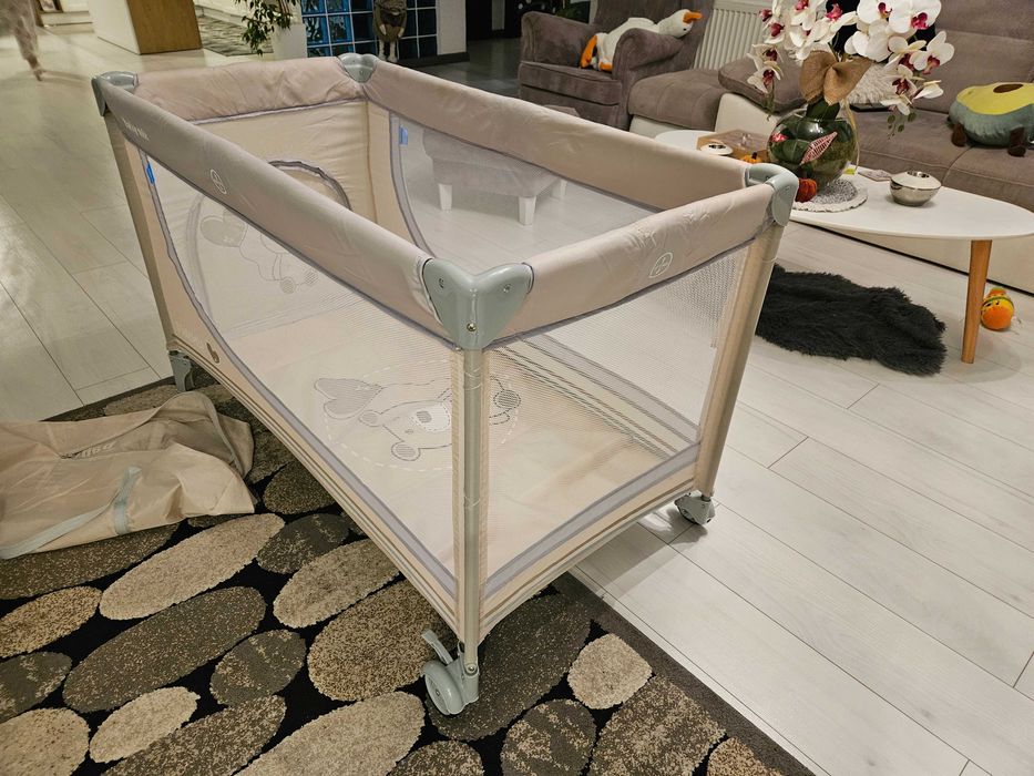 Łóżeczko turystyczne dziecięce