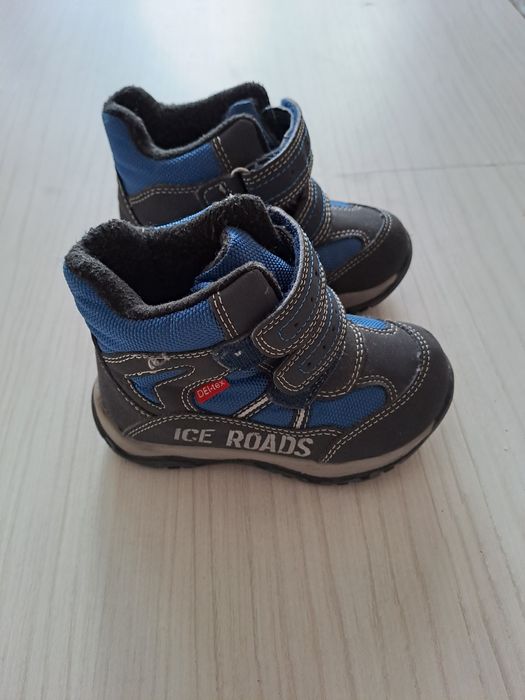 Buty dziecięce zimowe 24