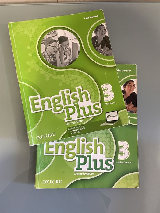 Livros do curso de inglês. English Plus 3