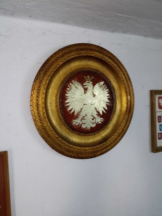 Sprzedam godło Polski na drewnie. Cena 125 zł
