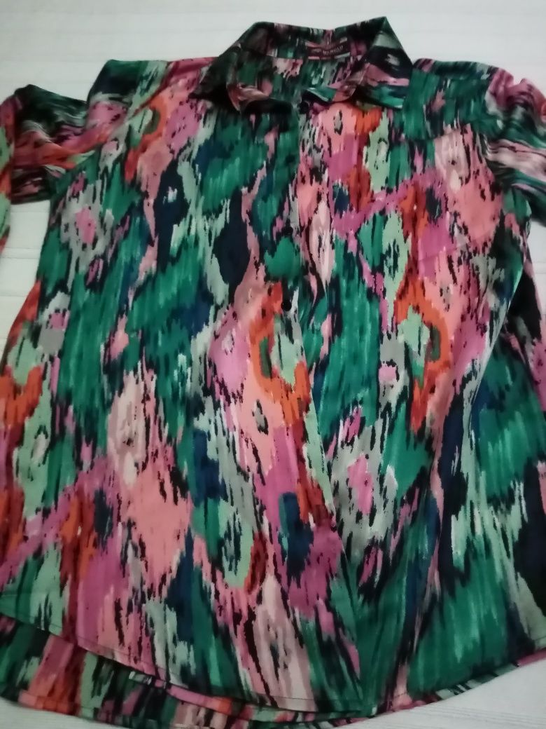 Camisa estampada de senhora