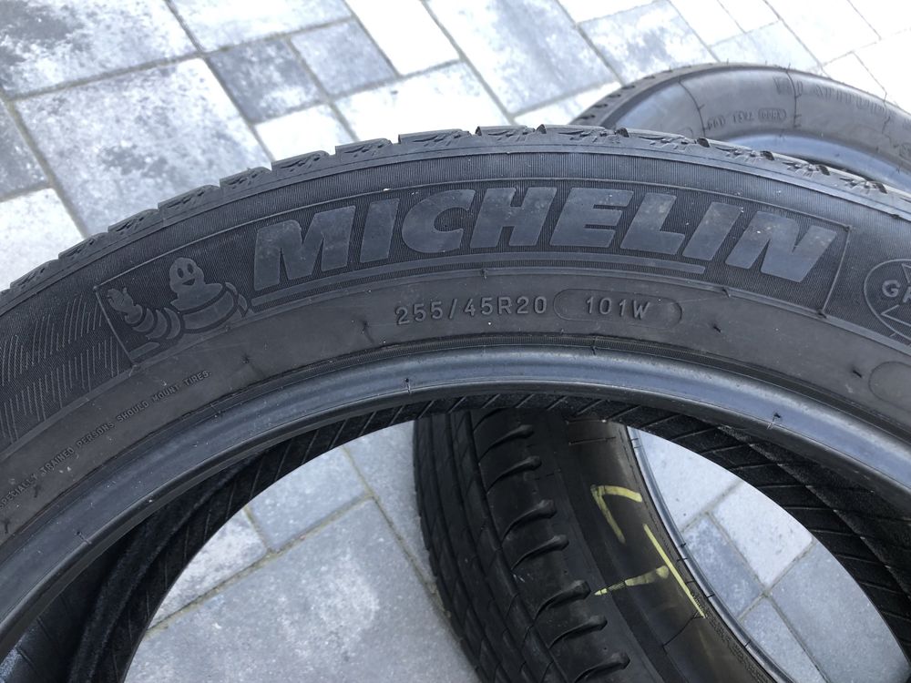 Michelin LATITUDE Sport3 255/45R20