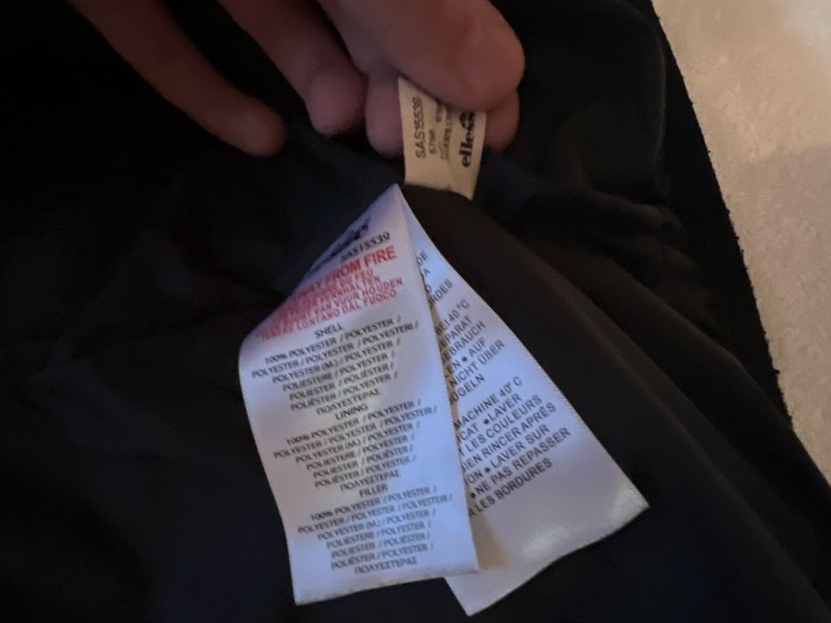 Ellesse poofer-Пуховик Еліс oригінал